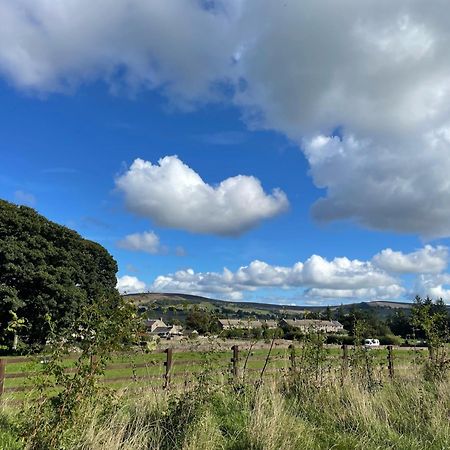Toadland Shepherd Huts Durham Exterior foto
