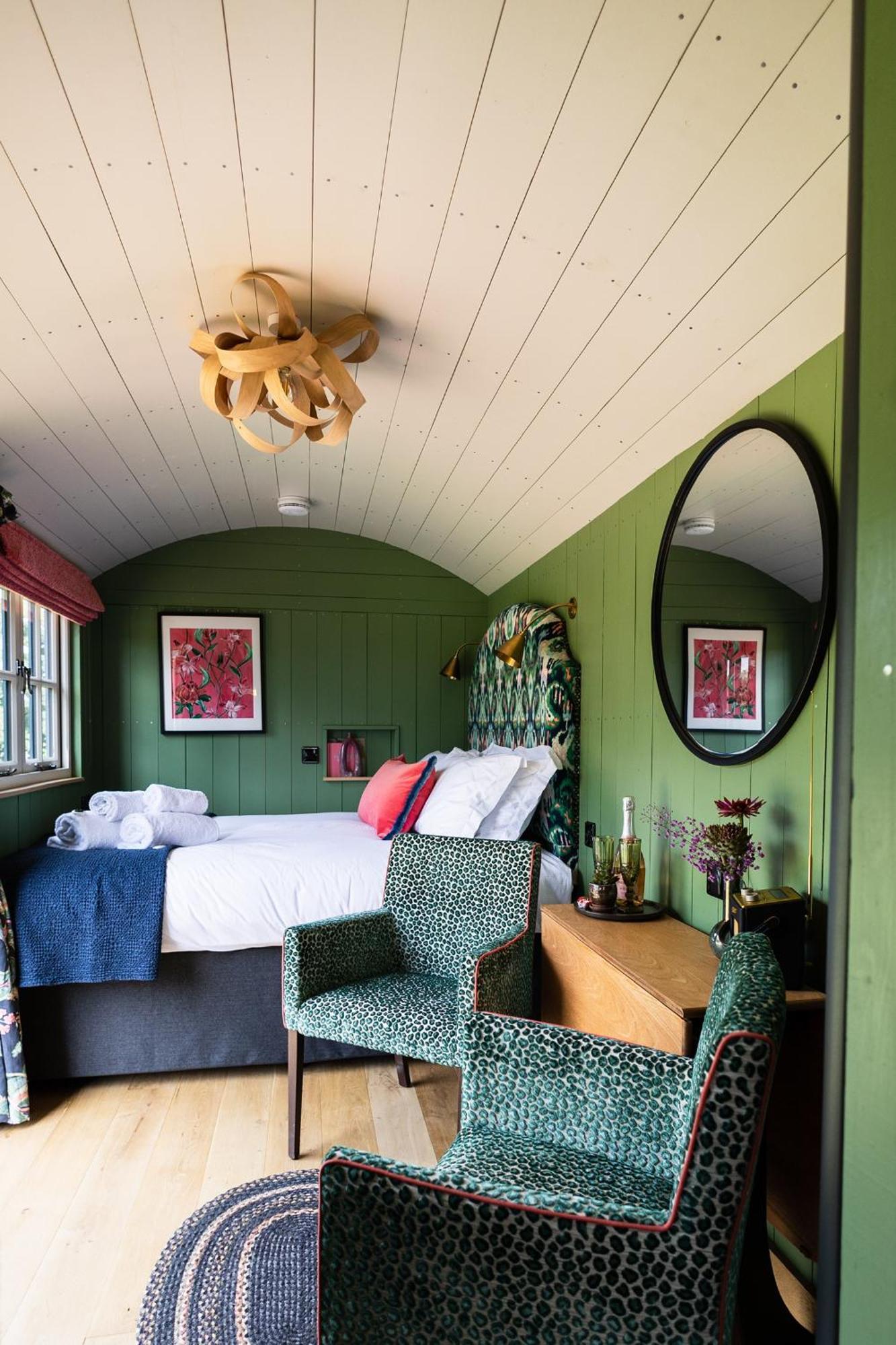 Toadland Shepherd Huts Durham Exterior foto