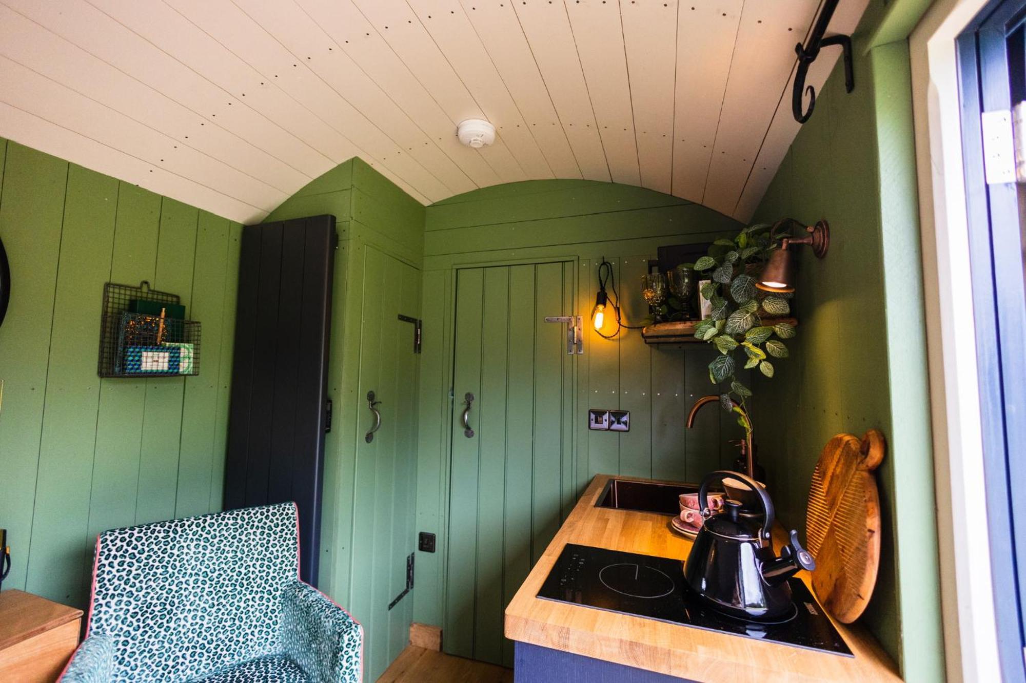 Toadland Shepherd Huts Durham Exterior foto